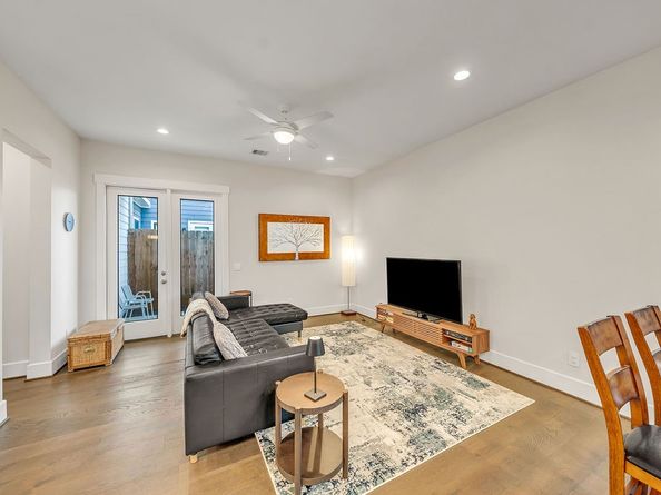 3510 Huntsford Drive, Houston TX 77008