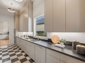 50 Aria Isle Drive, The Woodlands TX 77380