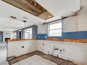 8438 Gallahad Street, Houston TX 77078