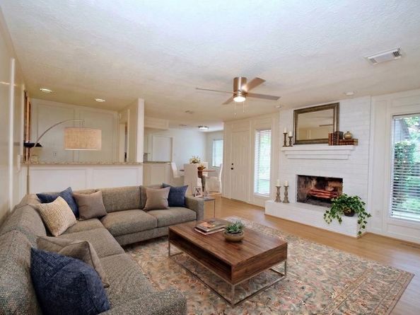6103 Portal Drive, Houston TX 77096