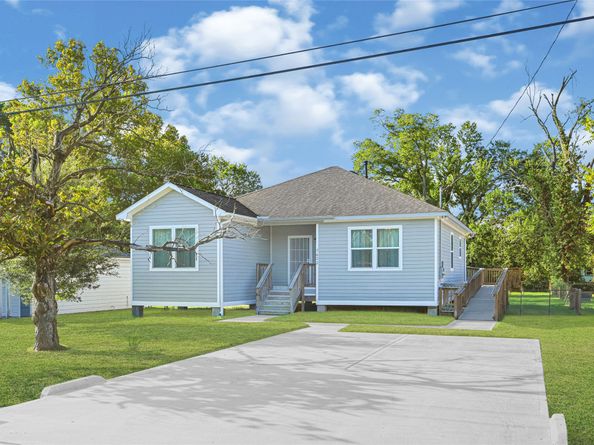 7622 Touchstone Street, Houston TX 77028