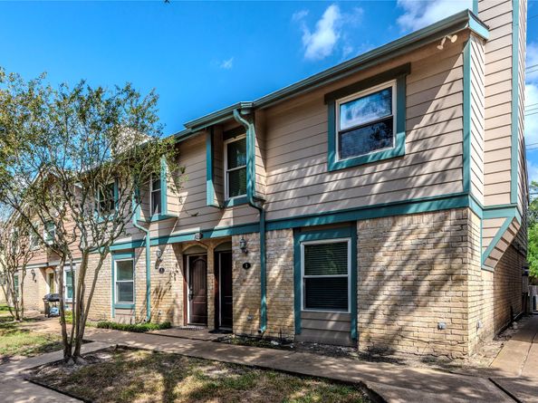 720 Memorial Mews Street, Houston TX 77079
