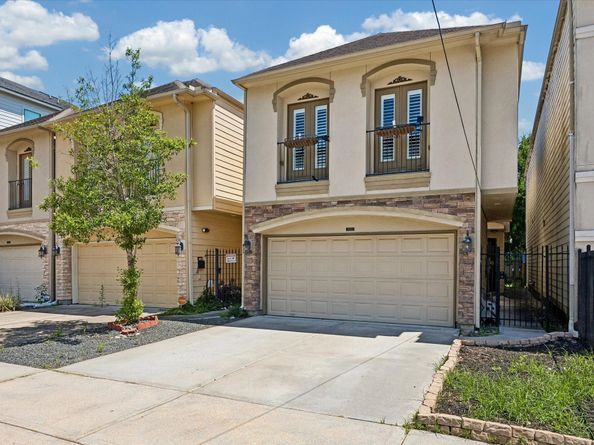 5513 Petty Street C, Houston TX 77007