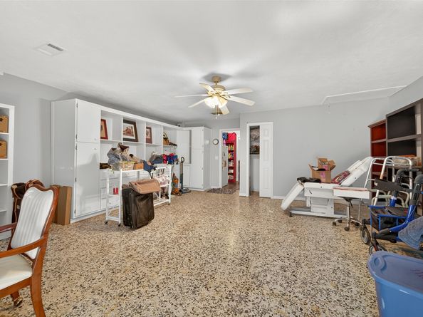 5326 Redstart Street, Houston TX 77096