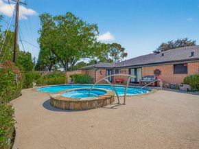 5326 Redstart Street, Houston TX 77096