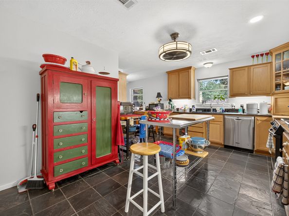 5326 Redstart Street, Houston TX 77096