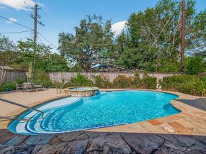 5326 Redstart Street, Houston TX 77096