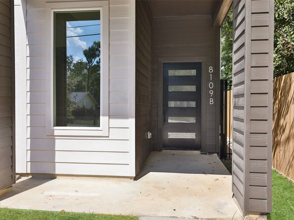 8137 Cabot Street A/B, Houston TX 77078