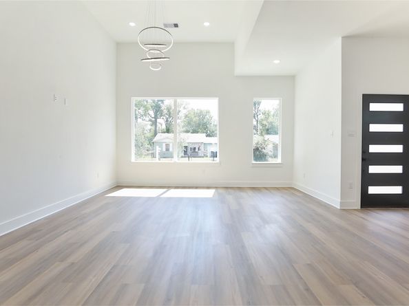 8137 Cabot Street A/B, Houston TX 77078