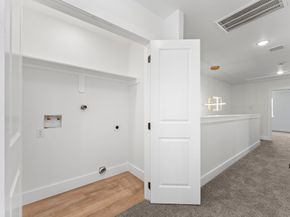 8205 Carver Rd Road A/B, Houston TX 77088