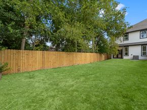 8205 Carver Rd Road A/B, Houston TX 77088