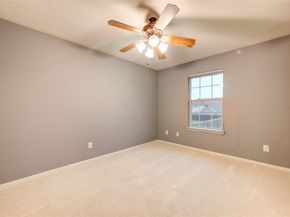 2931 Meadowglen Cove, Houston TX 77082