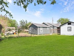 3126 Webster St, Houston TX 77004