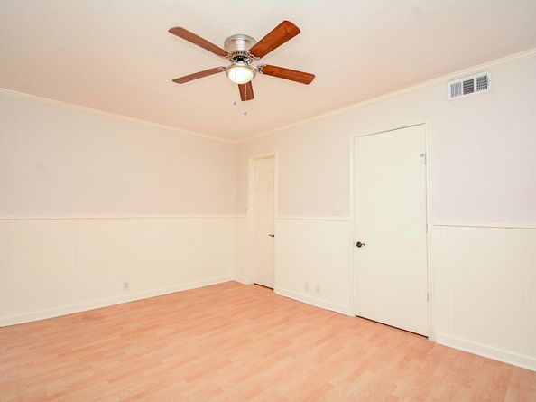 2829 Timmons Ln 161, Houston TX 77027