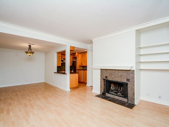 2829 Timmons Ln 161, Houston TX 77027