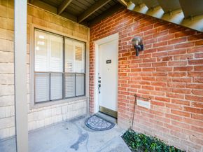 2829 Timmons Ln 161, Houston TX 77027