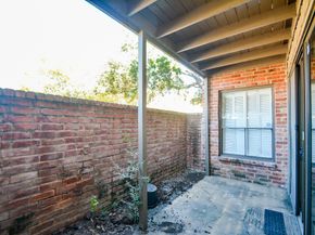 2829 Timmons Ln 161, Houston TX 77027