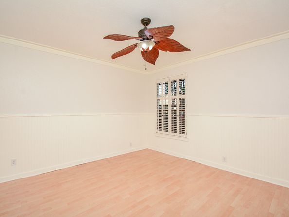 2829 Timmons Ln 161, Houston TX 77027