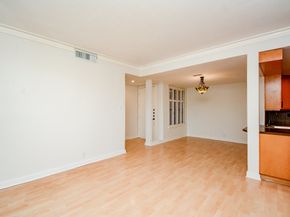2829 Timmons Ln 161, Houston TX 77027