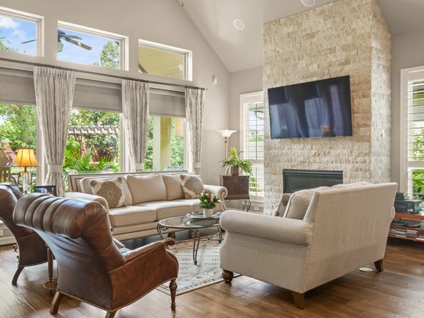 4815 Fairford Drive, Sugar Land TX 77479