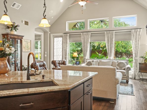 4815 Fairford Drive, Sugar Land TX 77479