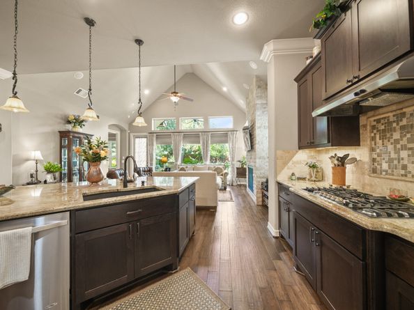 4815 Fairford Drive, Sugar Land TX 77479