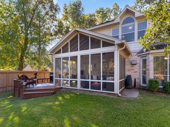 6 Tethered Vine Place, The Woodlands TX 77382