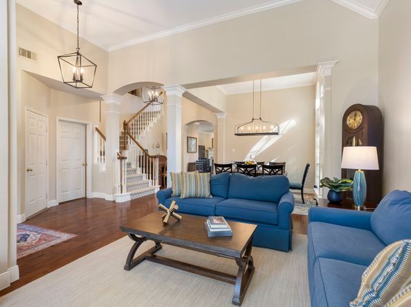 6 Tethered Vine Place, The Woodlands TX 77382