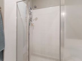 6 Tethered Vine Place, The Woodlands TX 77382