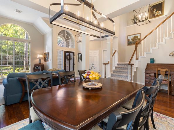 6 Tethered Vine Place, The Woodlands TX 77382