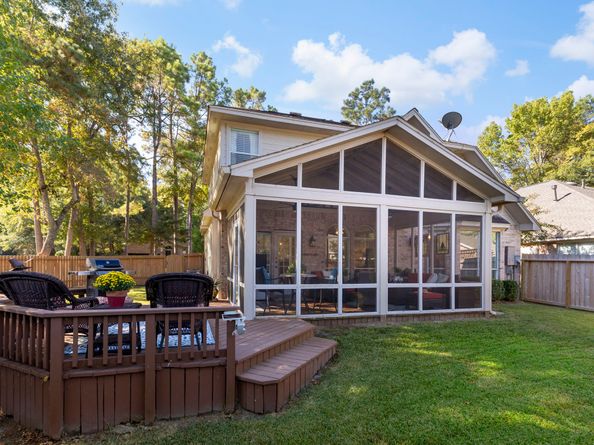 6 Tethered Vine Place, The Woodlands TX 77382