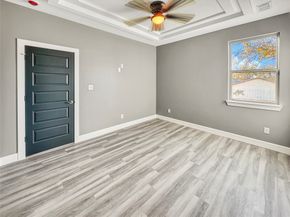 4819 Los Angeles Street, Houston TX 77026