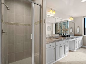 914 Main Street 1902, Houston TX 77002