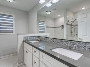 4130 N Braeswood Boulevard, Houston TX 77025