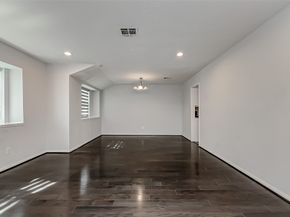 4130 N Braeswood Boulevard, Houston TX 77025