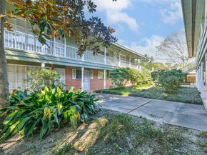 5542 Holly Street 209, Houston TX 77081