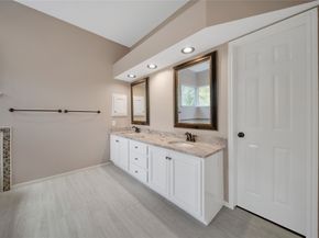 33 Mistyhaven Place, The Woodlands TX 77381