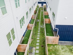 819 Bringhurst Street, Houston TX 77020