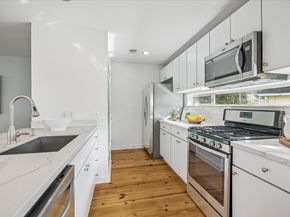 2508 Calumet Street E, Houston TX 77004