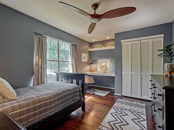 31 Grey Birch Place, The Woodlands TX 77381