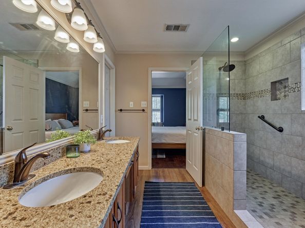 31 Grey Birch Place, The Woodlands TX 77381