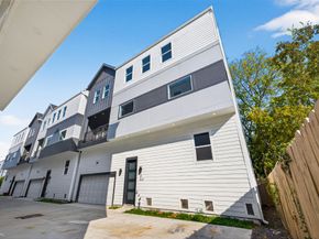 1122 W 16th Street C, Houston TX 77008