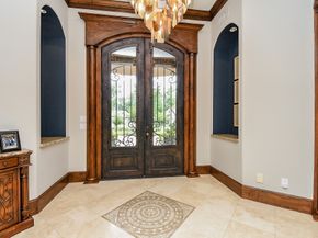 10 Player Pond Place, The Woodlands TX 77382