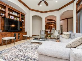 10 Player Pond Place, The Woodlands TX 77382