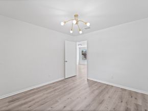 12847 Ashford Knoll Drive, Houston TX 77082