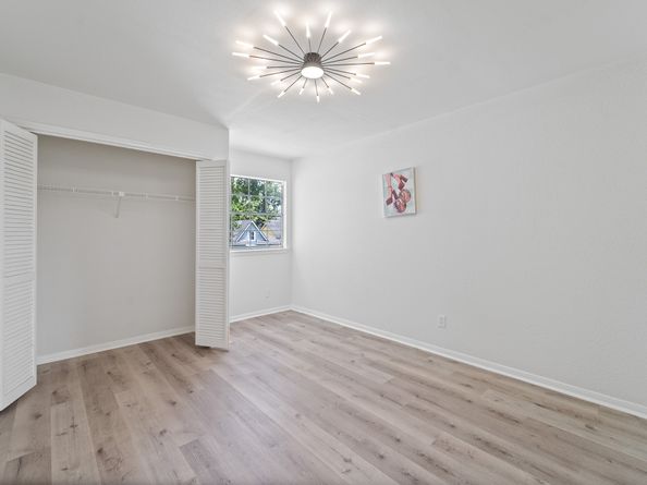 12847 Ashford Knoll Drive, Houston TX 77082