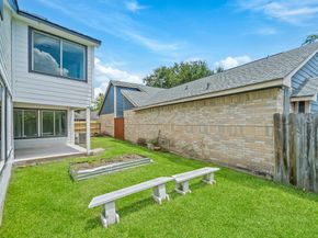 12847 Ashford Knoll Drive, Houston TX 77082