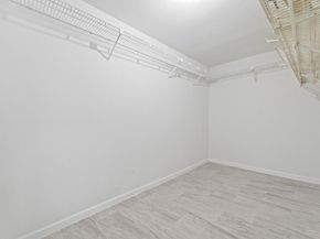 12847 Ashford Knoll Drive, Houston TX 77082