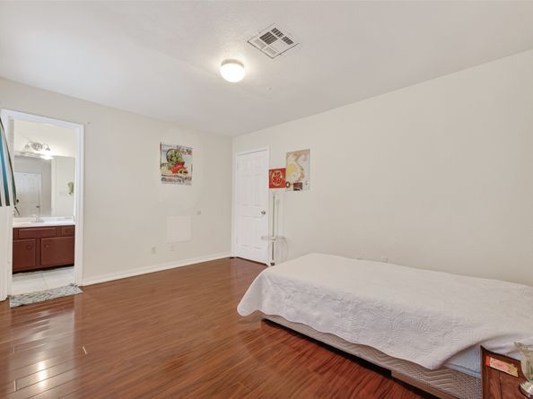 11311 Harwin Drive 10, Houston TX 77072