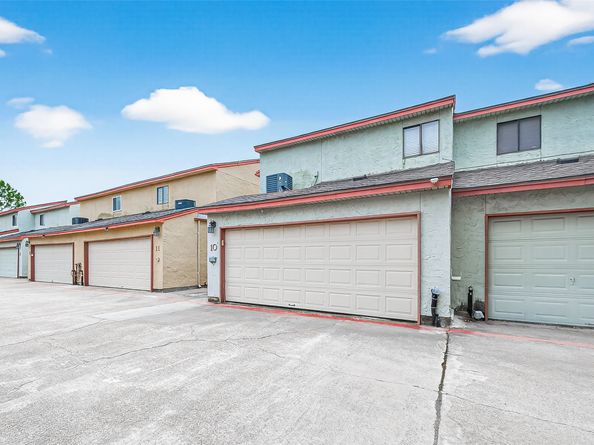 11311 Harwin Drive 10, Houston TX 77072